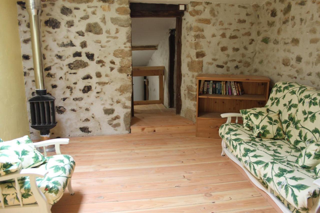 Gite La Pimparola Villa Nouic Ngoại thất bức ảnh