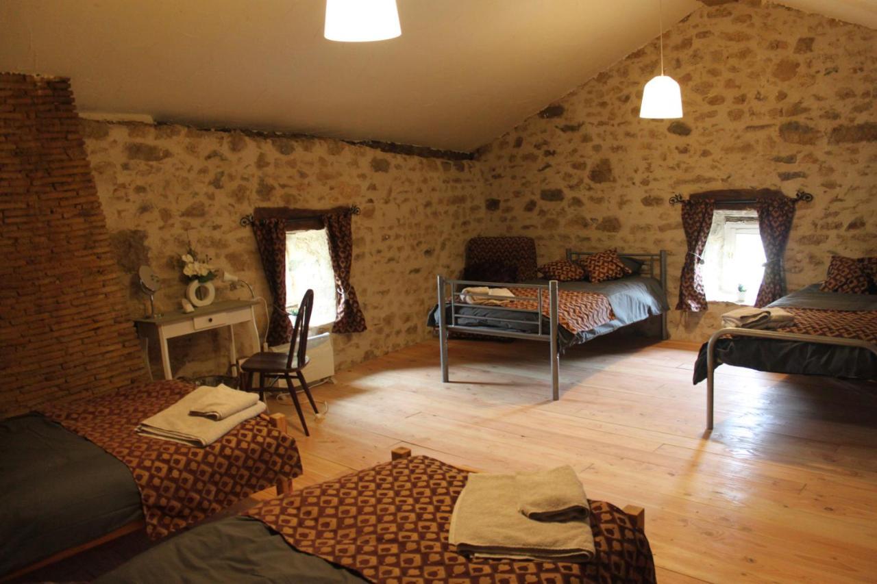 Gite La Pimparola Villa Nouic Ngoại thất bức ảnh